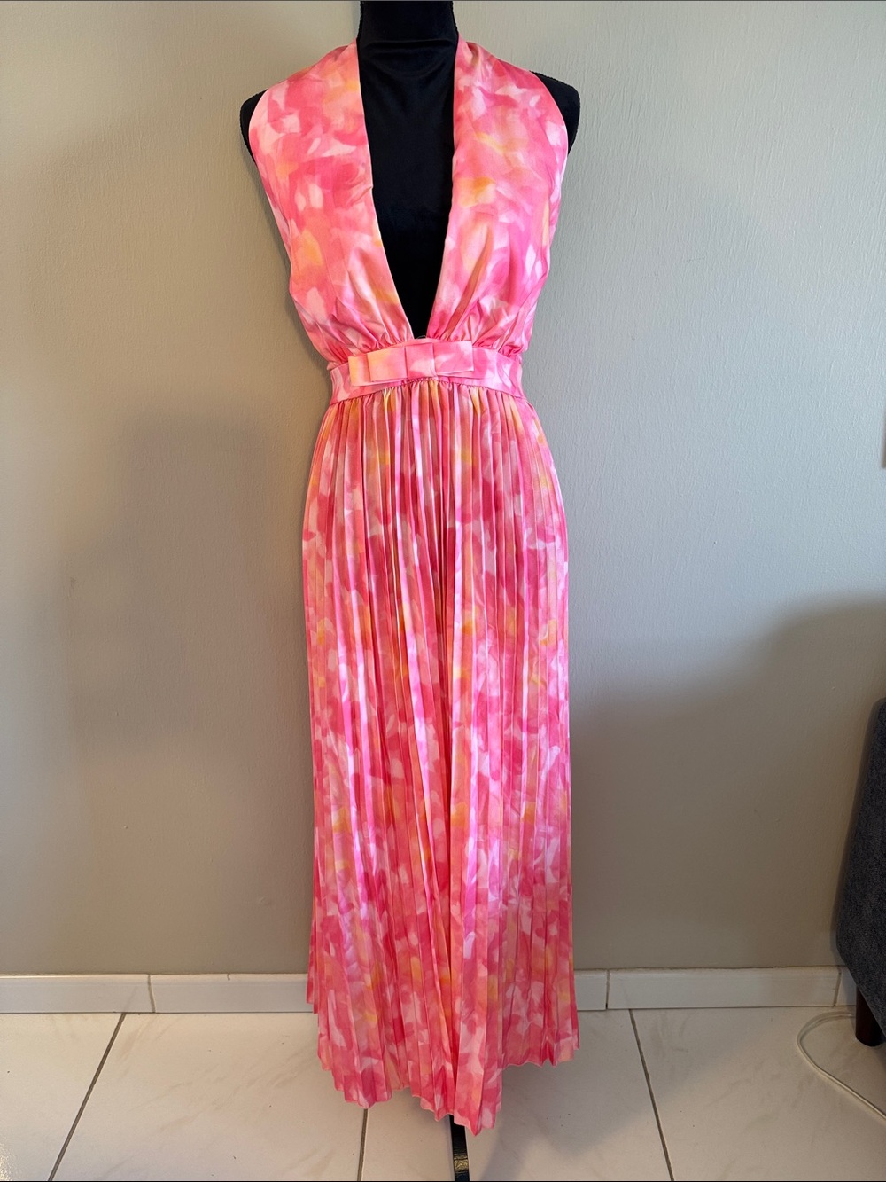 Pink Halter Pleated Maxi Dress